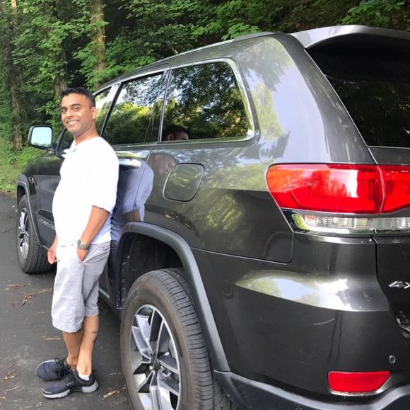 Profile Picture of Steven Persaud (@persaudsn) on Poshmark