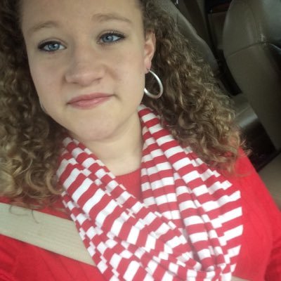 Profile Picture of Gretchen Warren (@Gretchen_T_442) on Twitter