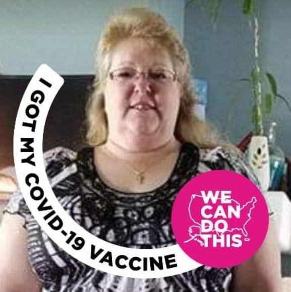 Profile Picture of Billie Powers (@billiepowers827) on Poshmark