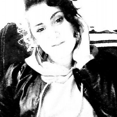 Profile Picture of Jen Thayer (@MisTrendSetter_) on Twitter