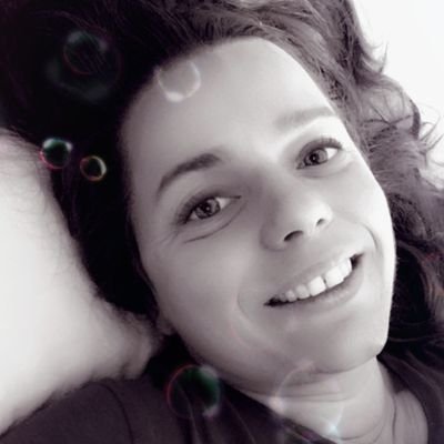 Profile Picture of Mandy Jaeger (@mandy_jaeger) on Twitter