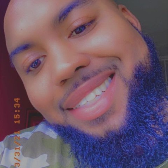 Profile Picture of Lorenzo Ball (@lorenzo_ball) on Poshmark