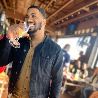 Profile Picture of Jon (@JonJonesss3) on Twitter