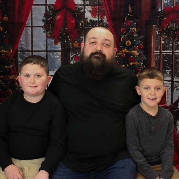 Profile Picture of Tommy Fetterolf (@cerobug) on Poshmark