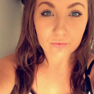 Profile Picture of Jade Oliver (@jade_oliver16) on Twitter