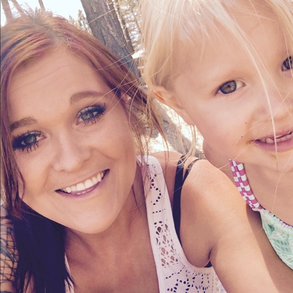 Profile Picture of Jocelyn Parady (@jparady22) on Poshmark