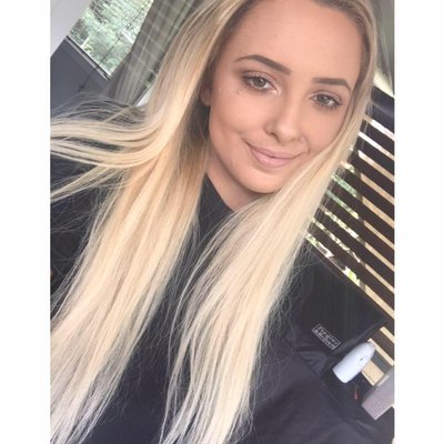 Profile Picture of Carly Chappell (@carlynicolee_) on Twitter