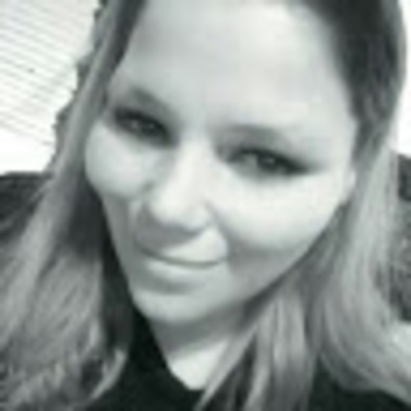 Profile Picture of Myrtice Farmer (@myrticefarmer) on Poshmark