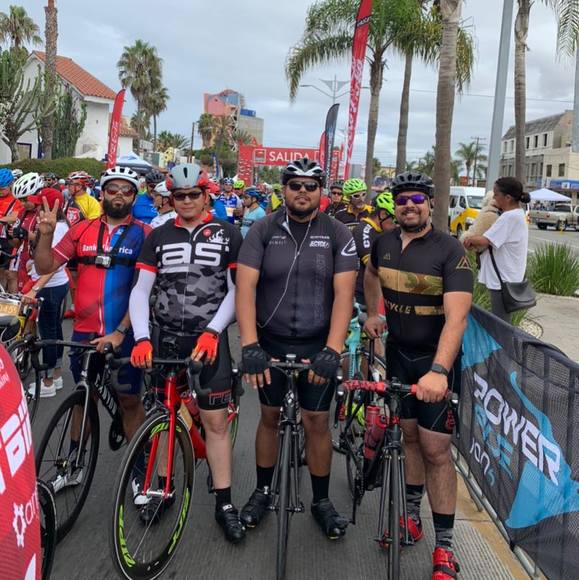 Profile Picture of Julian Navarro (@eljuju1) on Poshmark