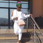 Laurel Sampson - Instagram Profile Picture of Laurel Sampson (@ngovenitsakani) on Instagram