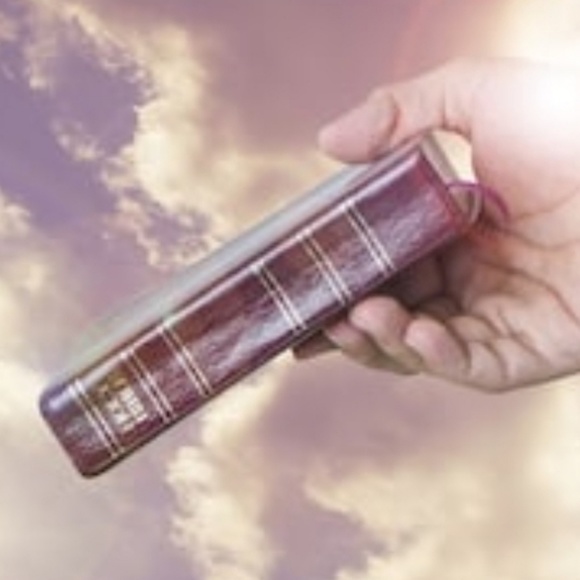 Profile Picture of Marisabel Rodriguez (@mrccangel7) on Poshmark