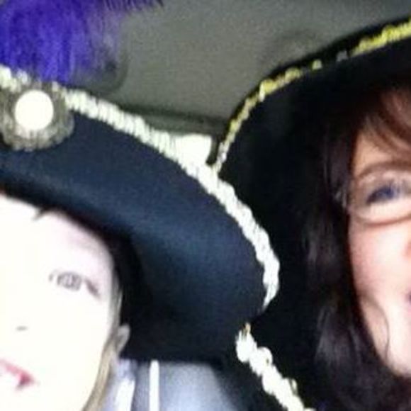 Profile Picture of Deneil Cockrell (@deneilcockrell) on Poshmark