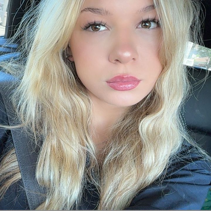 Profile Picture of Lindsey (@lindseyirwin) on Tiktok