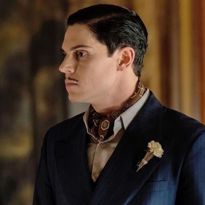 Profile Picture of 𝕵𝖆𝖒𝖊𝖘 𝕸𝖆𝖗𝖈𝖍 / 𝕸𝖗. 𝕸𝖆𝖗𝖈𝖍 (@HotelMurderer) on Twitter