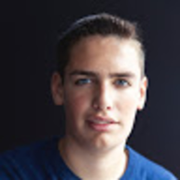 Profile Picture of Curtis Fink (@cuwifin) on Poshmark