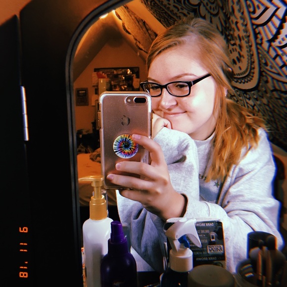 Profile Picture of Briana Brinkmann (@brianabrinkmann) on Poshmark