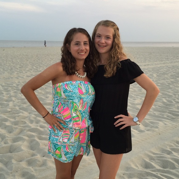 Profile Picture of Caroline Rupp (@caroline_g97) on Poshmark