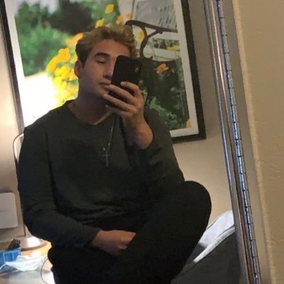 Profile Picture of Robert Buenrostro (@Russian_Robert) on Twitter