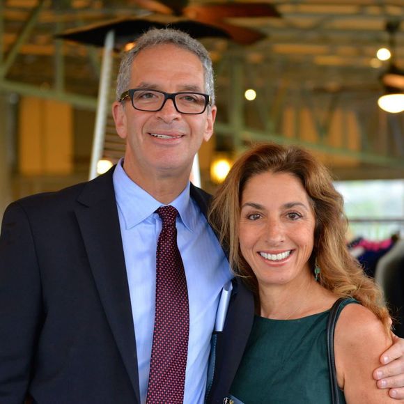 Adam Lipson - Poshmark Profile Picture of Adam Lipson (@adam_lipson) on Poshmark