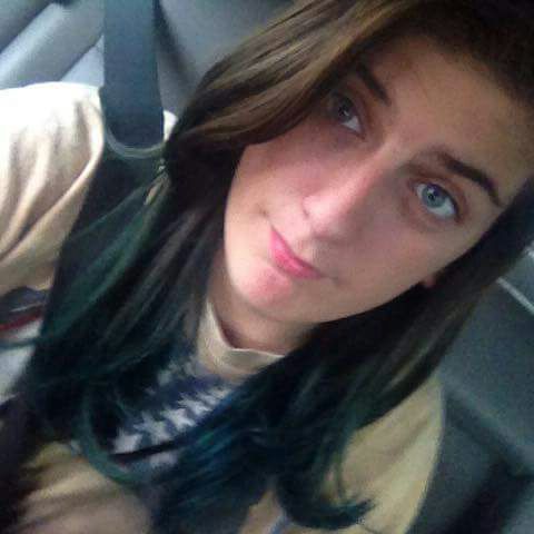 Vicky Glover - Tiktok Profile Picture of Vicky Glover (@dawgsgirl) on Tiktok