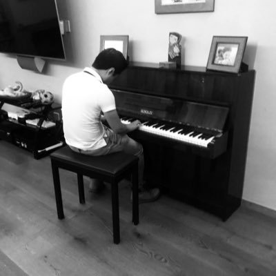 Profile Picture of Alejandro Irigoyen (@alex_iri95) on Twitter