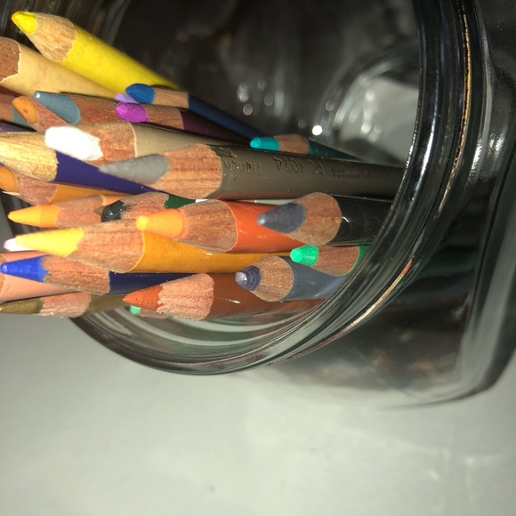 Profile Picture of Chloe Rasmussen (@salesnsell) on Poshmark