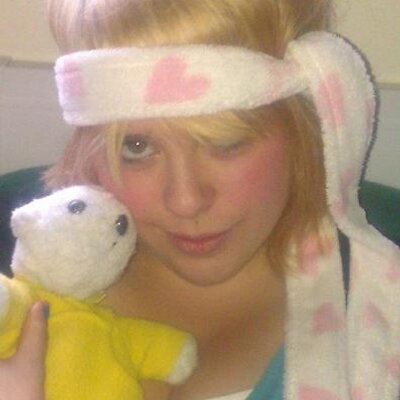 Profile Picture of Tammi_IsAGiantCookie (@Tami_Marie_Gill) on Twitter