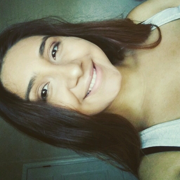 Profile Picture of Erikah Acosta (@love__eva) on Poshmark