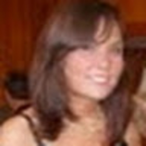 Liz Pfeifer - Poshmark Profile Picture of Liz Pfeifer (@liz_pfeifer) on Poshmark