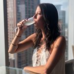 Profile Picture of Meredith Van Hooser (@meredithvanhooser) on Instagram