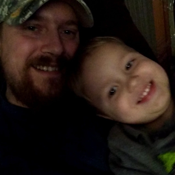 Profile Picture of Dustin Young (@dustinyoung750) on Poshmark