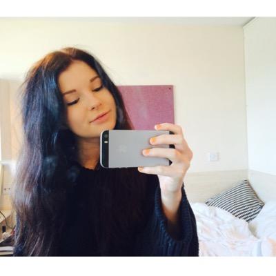 Profile Picture of Miranda McCarthy (@MirandaElizabe1) on Twitter