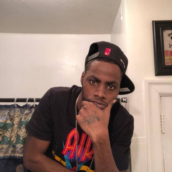 Profile Picture of Corey Mccain (@corey90000) on Poshmark
