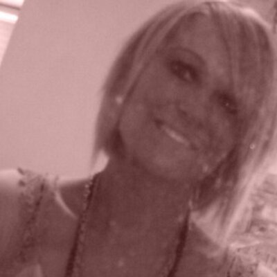 Profile Picture of Amber Atwell (@OhhhAmber07) on Twitter