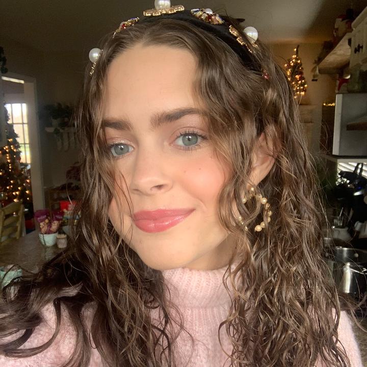 Profile Picture of Sarah Roberson (@sarahgroberson) on Tiktok