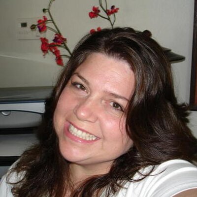 Profile Picture of Sherry Hallmark (@hallmarkx06) on Twitter