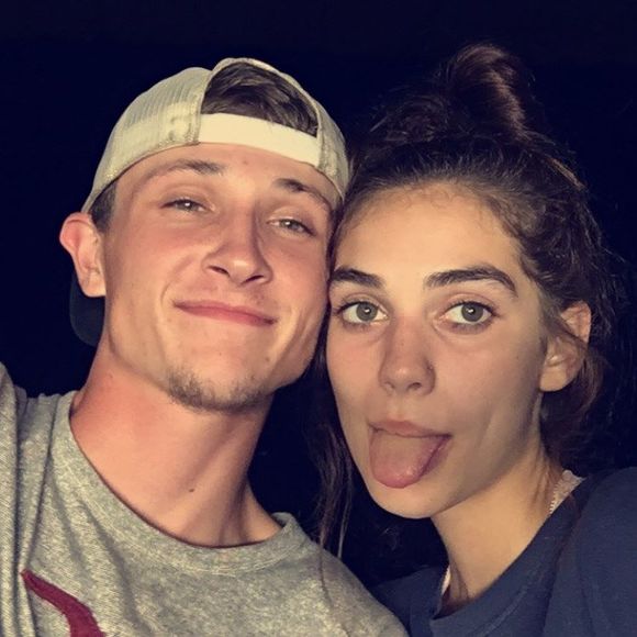 Profile Picture of Serena Dobrick (@serenadobrick) on Poshmark