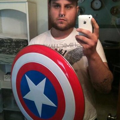 Profile Picture of Sour Matthew Lowell (@SourMatthewLowe) on Twitter