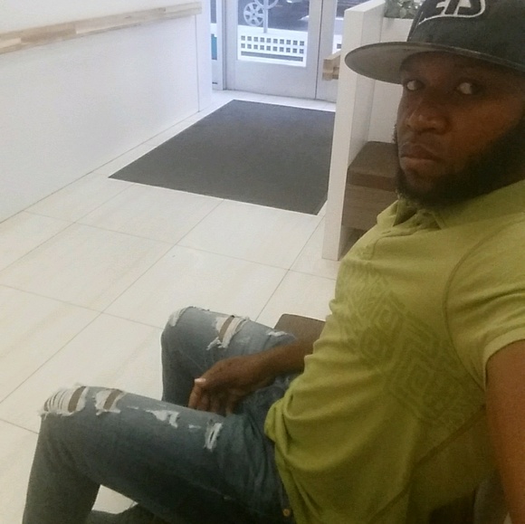 Profile Picture of Joel Campbell (@jojocampbell561) on Poshmark