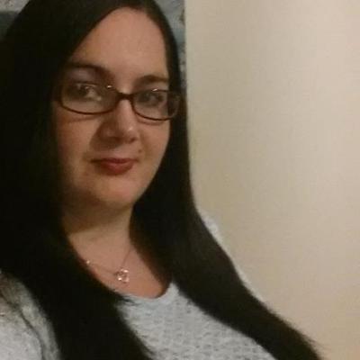 Profile Picture of Hayley Beal (@hayley_v_beal) on Twitter