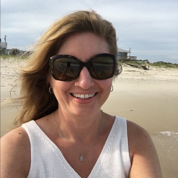 Profile Picture of Jamie Gramley (@jgramley) on Poshmark