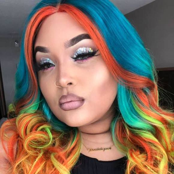 Profile Picture of Leshai Farrar (@tattd_hairqueen) on Poshmark