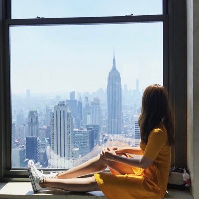 Profile Picture of AZ (@AnniZhang2) on Twitter