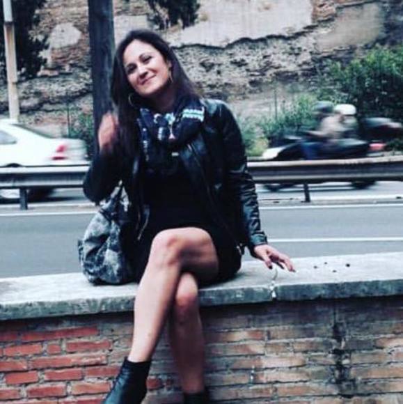 Profile Picture of Gena Lika (@migena) on Poshmark