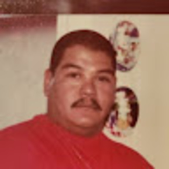 Profile Picture of John Alvarez (@alvarezjohn462) on Poshmark