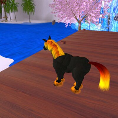 Profile Picture of Lisa Whistlecroft (@FireMane) on Twitter