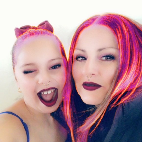 Profile Picture of Toni Compagnone (@tonic17) on Poshmark