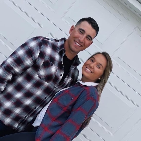 Profile Picture of Blake Treherne (@blaketreherne8) on Poshmark