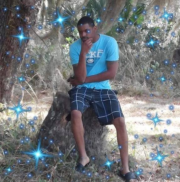 Profile Picture of Timothy Grissom (@malaki380) on Poshmark