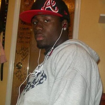 Profile Picture of Antwon Wallace (@Twonboy25) on Twitter